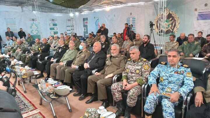 آیین اختتامیه نمایشگاه جامع تربیت و آموزش ارتش انقلابی برگزار شد آیین اختتامیه نمایشگاه جامع تربیت و آموزش ارتش انقلابی برگزار شد