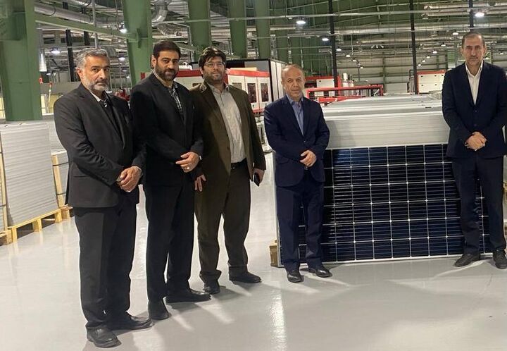 اتمام نصب ۱۰ هزار مگاوات نیروگاه تجدیدپذیر تا پایان دولت سیزدهم اتمام نصب ۱۰ هزار مگاوات نیروگاه تجدیدپذیر تا پایان دولت سیزدهم