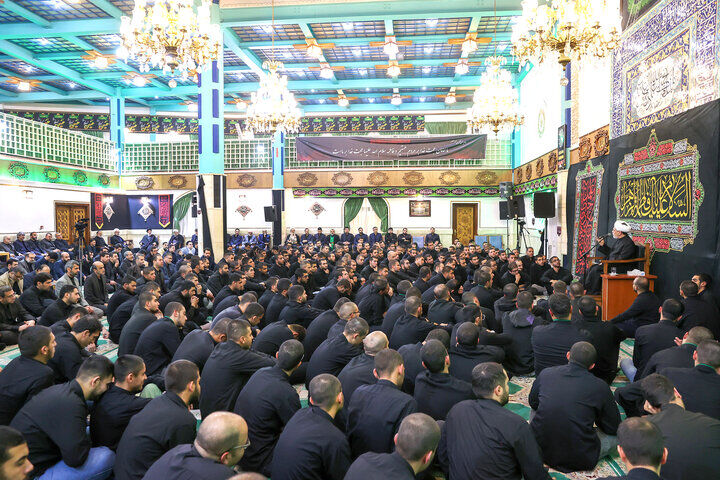 برگزاری دومین روز مراسم عزاداری شهادت حضرت فاطمه زهرا (س) برگزاری دومین روز مراسم عزاداری شهادت حضرت فاطمه زهرا (س)