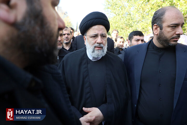 حضور رئیسی در تشییع شهدای گمنام دفاع مقدس در تهران