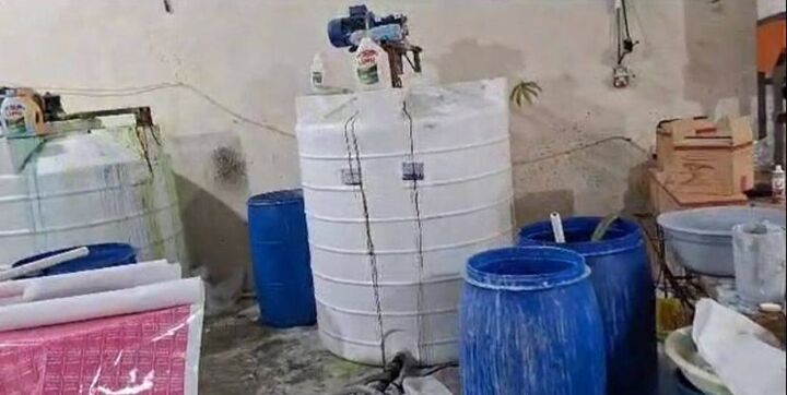 ۷ کارگاه تولید محصولات بهداشتی تقلبی در تهران پلمب شد ۷ کارگاه تولید محصولات بهداشتی تقلبی در تهران پلمب شد