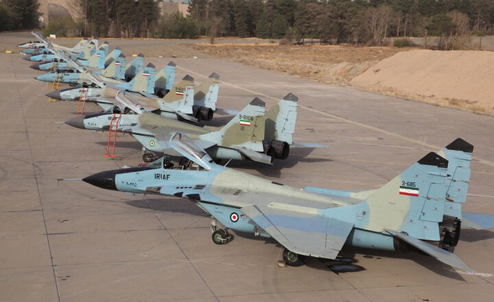 نیروی هوایی ارتش آماده پاسخگویی به هرگونه تهدیدی در هر سطحی است نیروی هوایی ارتش آماده پاسخگویی به هرگونه تهدیدی در هر سطحی است