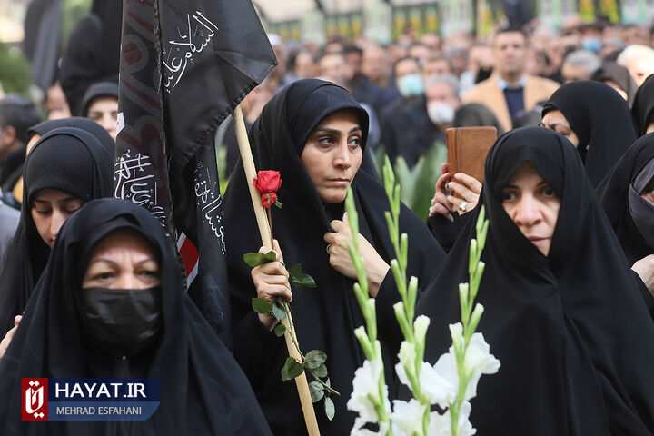 تشییع و خاکسپاری پیکر یک شهید گمنام در وزارت فرهنگ و ارشاد اسلامی