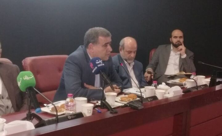 حوزه دارو سبب ارتقای شاخصهای سلامت میشود/ بدهی سازمانهای بیمهگر به داروخانههای خصوصی ۱۲.۵ همت است حوزه دارو سبب ارتقای شاخصهای سلامت میشود/ بدهی سازمانهای بیمهگر به داروخانههای خصوصی ۱۲.۵ همت است