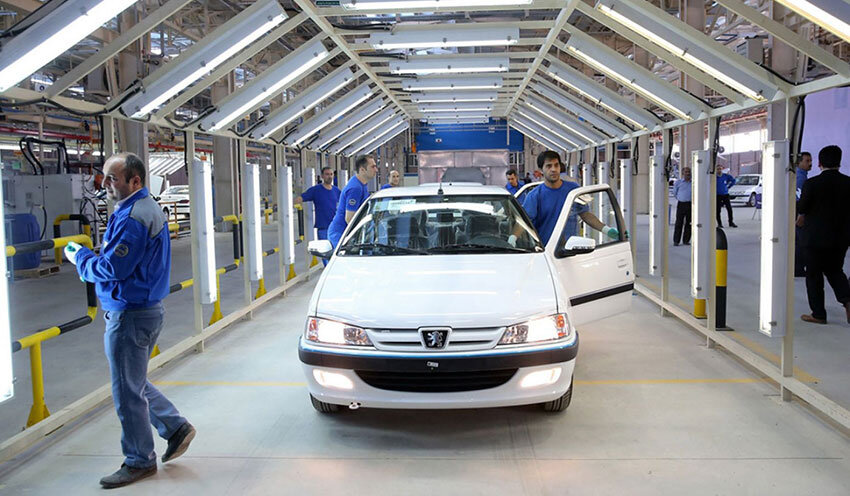 بانک مرکزی: مسئولیت قیمت‌گذاری خودرو با سازمان حمایت است