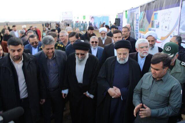 آغاز اجرای طرح جزیره آشوراده با حضور رئیس جمهور آغاز اجرای طرح جزیره آشوراده با حضور رئیس جمهور