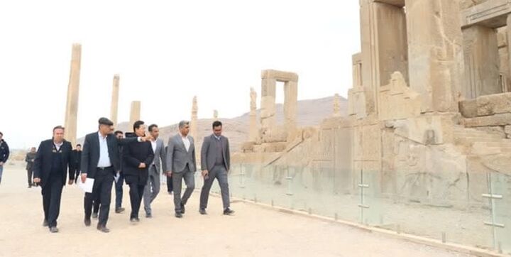 قائم‌ مقام وزیر فرهنگ و گردشگری چین وارد شیراز شد