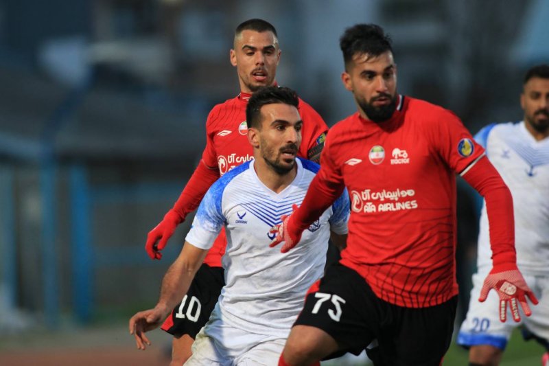 پس دادن هدیه نکونام توسط مورایس/ بازگشت به موقع سرخها به کورس