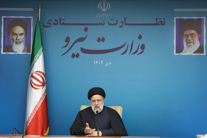 تامین پایدار آب و برق از محورهای اقتصاد مقاومتی است تامین پایدار آب و برق از محورهای اقتصاد مقاومتی است