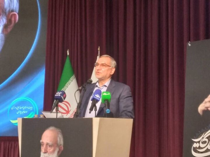همراهی کردن کادر سلامت در دوران دفاع مقدس و کرونا + فیلم همراهی کردن کادر سلامت در دوران دفاع مقدس و کرونا + فیلم