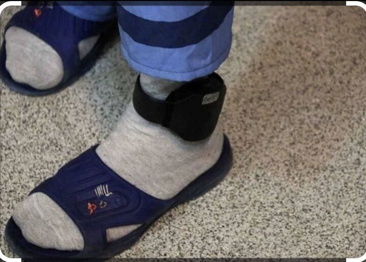 بیش از ۵۰ نفر در زندان مراغه پابند الکترونیک دریافت میکنند بیش از ۵۰ نفر در زندان مراغه پابند الکترونیک دریافت میکنند