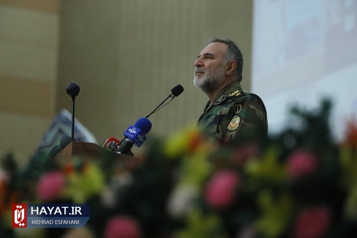 مراسم الحاق بیش از ۱۰۰ دستگاه تریلر تانکبر فوق سنگین به ناوگان ترابری نیروی زمینی ارتش