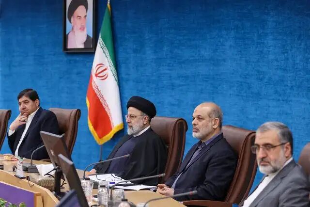 دولت نه نامزد در انتخابات خواهد داشت و نه از نامزدی حمایت میکند دولت نه نامزد در انتخابات خواهد داشت و نه از نامزدی حمایت میکند