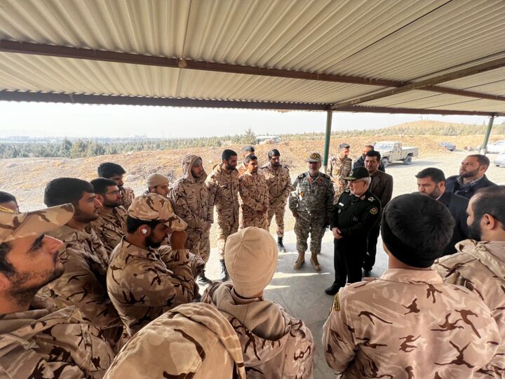 ورود سالانه ۲۵۰ هزار سرباز آموزش دیده به بازار کار ورود سالانه ۲۵۰ هزار سرباز آموزش دیده به بازار کار