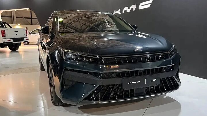 شوک یک خودروساز ایرانی به مشتریان/ شورای رقابت: شکایت کنید شوک یک خودروساز ایرانی به مشتریان/ شورای رقابت: شکایت کنید