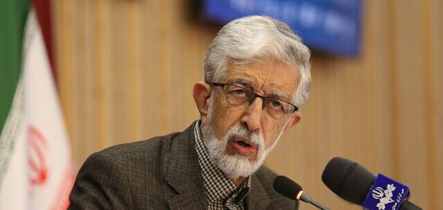 تلاش شهید رئیسی بر عدم بروز اختلاف بین قوا تلاش شهید رئیسی بر عدم بروز اختلاف بین قوا