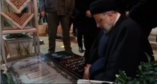 رئیس جمهور صبح امروز به کرمان رفت/ عیادت از مجروحان حادثه در کرمان توسط رئیسی رئیس جمهور صبح امروز به کرمان رفت/ عیادت از مجروحان حادثه در کرمان توسط رئیسی