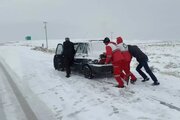 امدادرسانی به 27 نفر گرفتار در برف و کولاک آذربایجان‌شرقی