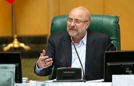 سپاه مایه دلگرمی مظلومان جهان و خصم زورگویان و سلطهگران است سپاه مایه دلگرمی مظلومان جهان و خصم زورگویان و سلطهگران است