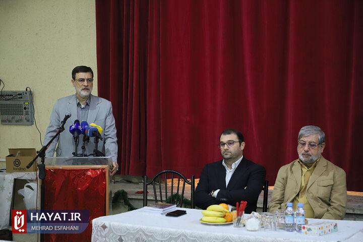 دیدار رئیس بنیاد شهید با خانواده شهدای مسیحی (آشوری)