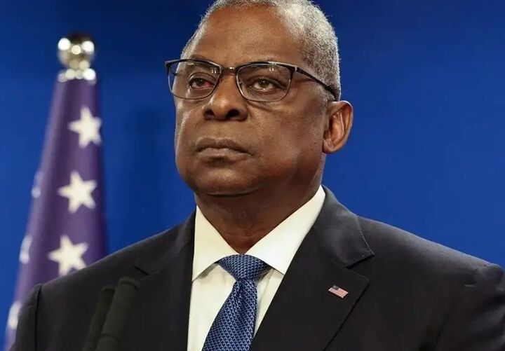 رویترز: بایدن قصد برکناری آستین را ندارد رویترز: بایدن قصد برکناری آستین را ندارد