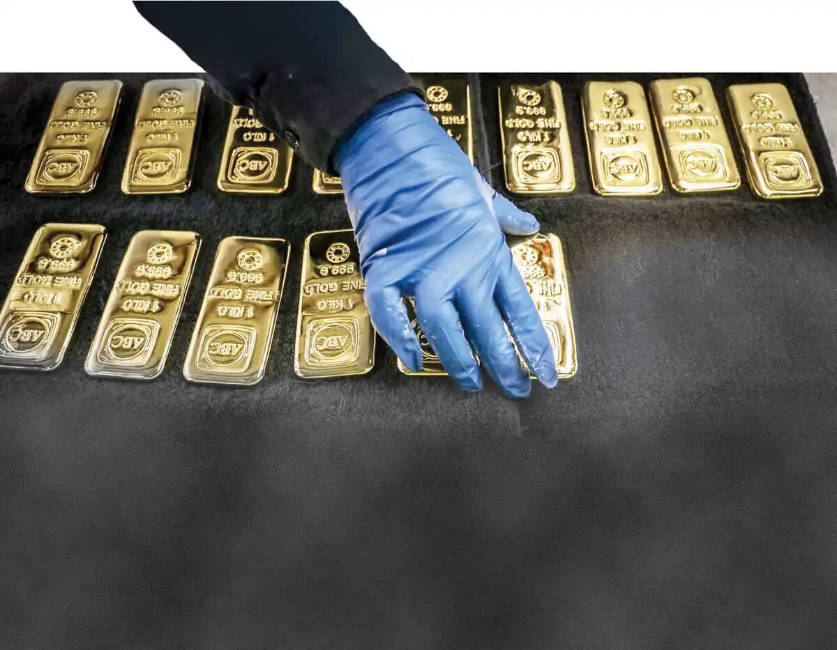 قیمت طلا امروز جمعه ۴ خرداد ۱۴۰۳/سقوط قیمت