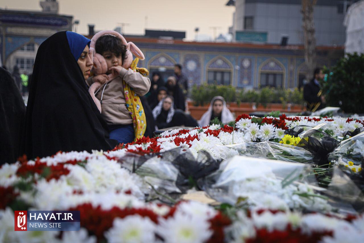 تصاویر/ مراسم گرامیداشت سالروز شهادت مسافران هواپیمای اوکراینی در امامزاده صالح (ع)