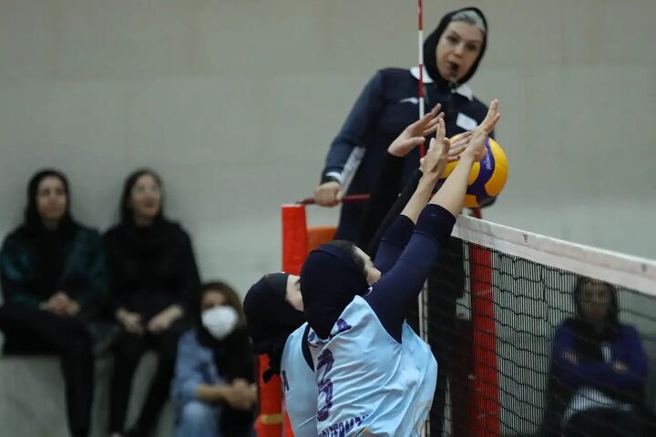 حضور سه تیم در پلیآف قطعی شد حضور سه تیم در پلیآف قطعی شد