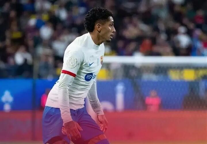 دوری یک ماهه رافینیا از ترکیب بارسلونا دوری یک ماهه رافینیا از ترکیب بارسلونا