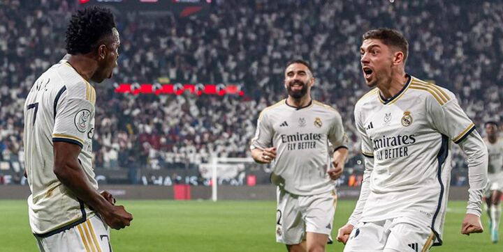 تحقیر بارسا در الکلاسیکو به دست کهکشانیها تحقیر بارسا در الکلاسیکو به دست کهکشانیها