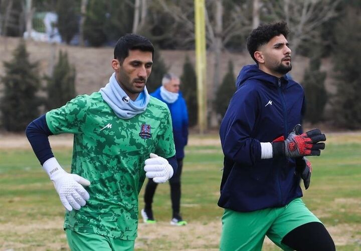 مظاهری از نساجی کنار گذاشته شد مظاهری از نساجی کنار گذاشته شد