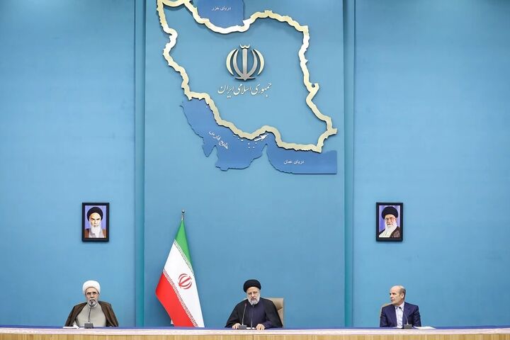 توجه به اراده ملت؛ مولود انقلاب اسلامی/ خواست مردم تطابق عملکرد مسئولان با آرمانهای جلوه یافته در دهه فجر است توجه به اراده ملت؛ مولود انقلاب اسلامی/ خواست مردم تطابق عملکرد مسئولان با آرمانهای جلوه یافته در دهه فجر است