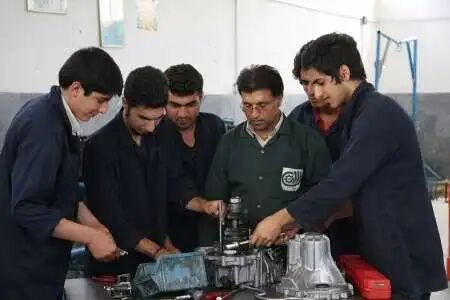 مدت سربازی فارغالتحصیلان هنرستانها یک ماه کم میشود مدت سربازی فارغالتحصیلان هنرستانها یک ماه کم میشود