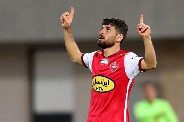 عمری از سرخپوشان جدا شد؛ پرسپولیس شکایت میکند عمری از سرخپوشان جدا شد؛ پرسپولیس شکایت میکند