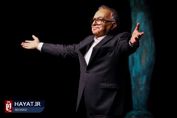 مراسم افتتاحیه چهل و دومین جشنواره تئاتر فجر