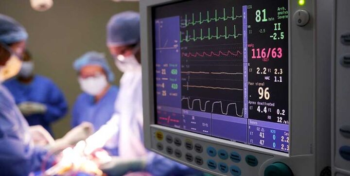 مجروحان حادثه تروریستی در بیمارستانهای کرمان 12 نفر شدند مجروحان حادثه تروریستی در بیمارستانهای کرمان 12 نفر شدند