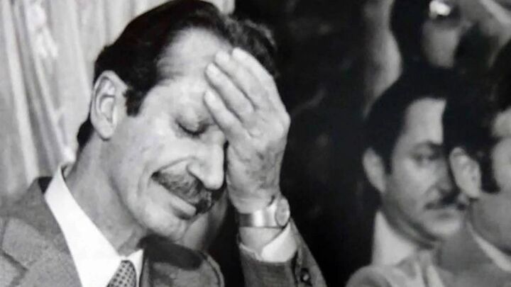 سیمرغ کوه قاف، رسیدن گرفت باز... سیمرغ کوه قاف، رسیدن گرفت باز...