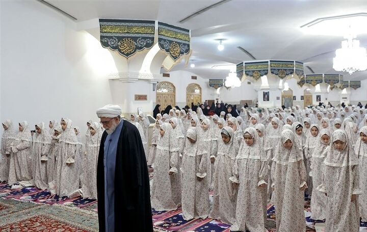 جشن تکلیف ۲۰ هزار «دختر ماه» با حمایت کمیته امداد در سراسر کشور  جشن تکلیف ۲۰ هزار «دختر ماه» با حمایت کمیته امداد در سراسر کشور