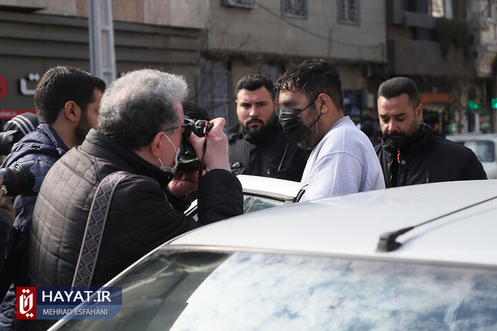 بازسازی صحنه جرم عاملان تخریب خودروهای شهروندان در خیابان مالک اشتر