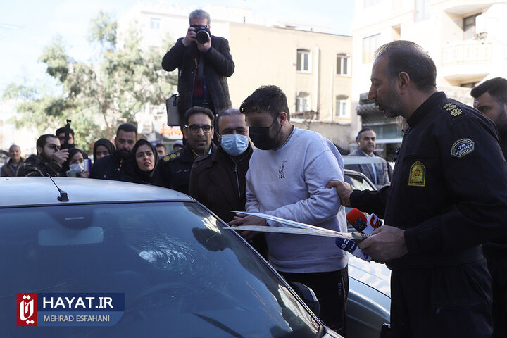 بازسازی صحنه جرم عاملان تخریب خودروهای شهروندان در خیابان مالک اشتر