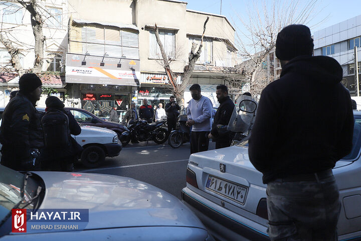 بازسازی صحنه جرم عاملان تخریب خودروهای شهروندان در خیابان مالک اشتر