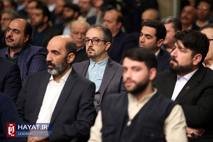 دیدار تولیدکنندگان و فعالان اقتصادی با رهبر معظم انقلاب