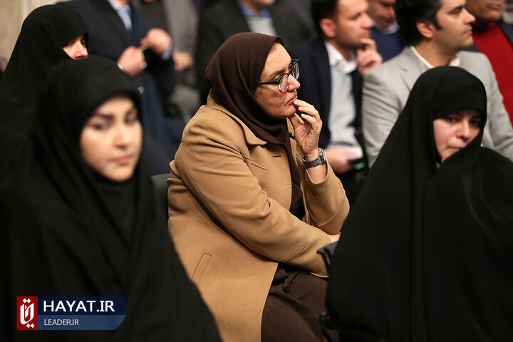 دیدار تولیدکنندگان و فعالان اقتصادی با رهبر معظم انقلاب