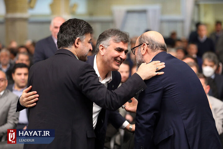 دیدار تولیدکنندگان و فعالان اقتصادی با رهبر معظم انقلاب