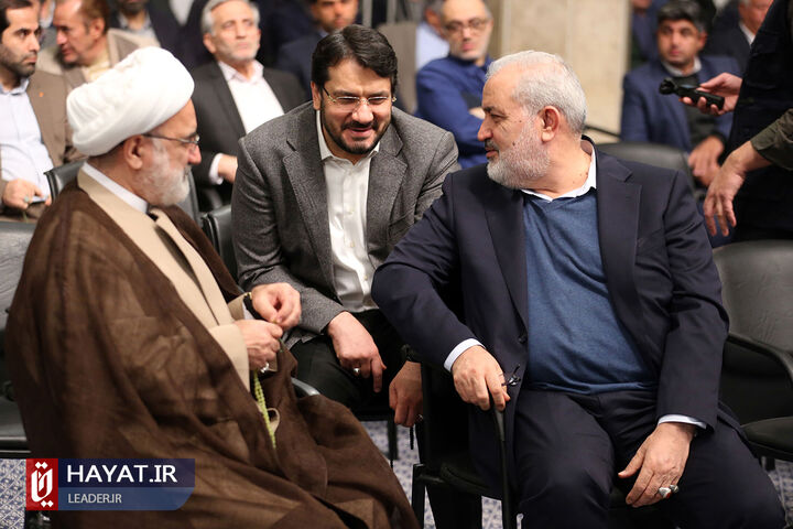 دیدار تولیدکنندگان و فعالان اقتصادی با رهبر معظم انقلاب