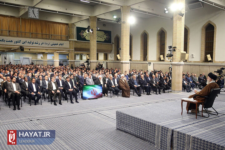 دیدار تولیدکنندگان و فعالان اقتصادی با رهبر معظم انقلاب