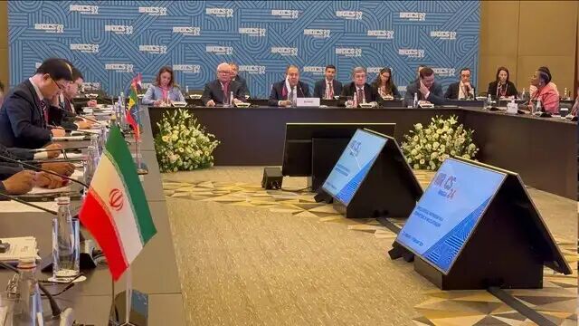 جلسه نمایندگان ملی گروه بریکس با حضور وزیر خارجه روسیه در مسکو جلسه نمایندگان ملی گروه بریکس با حضور وزیر خارجه روسیه در مسکو