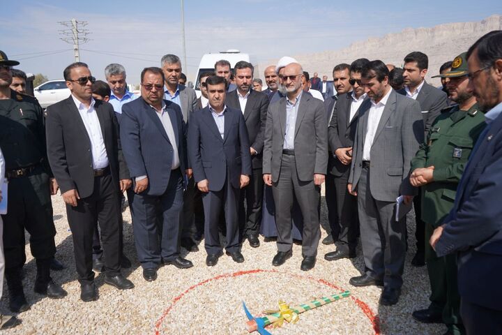 آغاز عملیات اجرایی 3 طرح زیرساختی در منطقه ویژه اقتصادی پارسیان آغاز عملیات اجرایی 3 طرح زیرساختی در منطقه ویژه اقتصادی پارسیان