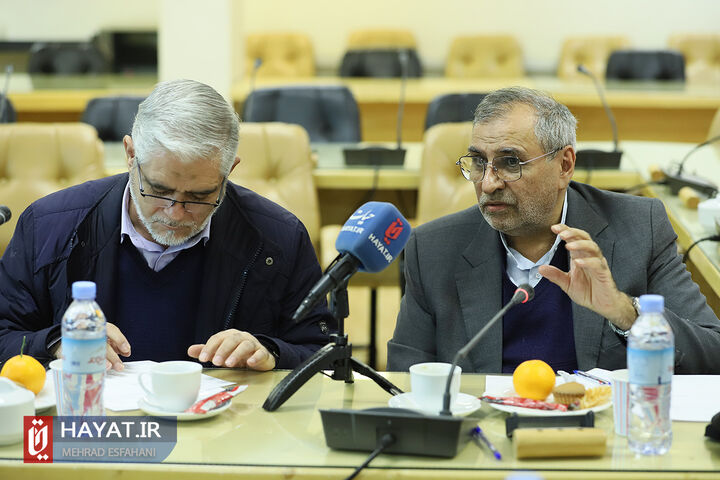 اولین نشست کمیته علمی همایش تحول علوم پایه بر مبنای جهان بینی توحیدی