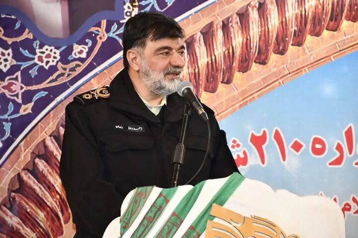 امت شدن، امام و مکتب داشتن رمز جاودانگی شهدا/ حضور در پای صندوق رأی سیلی محکم به دشمن است امت شدن، امام و مکتب داشتن رمز جاودانگی شهدا/ حضور در پای صندوق رأی سیلی محکم به دشمن است